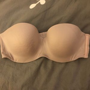 Body by Victoria strapless bra